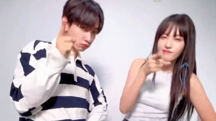 【明宰铉】【Bubble】和STAYC的Yoon前辈的Bubble challenge！