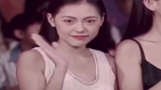 [Tiểu S] Cô ấy quá thuần khiết.