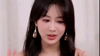 Yang Zi berbicara tentang bagaimana dia berakting dalam drama, dan dapat dikatakan bahwa dia tumbuh 