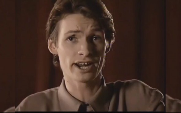 Should the new generation of Communist Youth League members indulge in pleasure or keep striving?