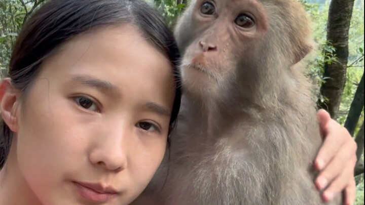 Just by looking at Monkey King’s face, you can tell he’s a kind-hearted monkey!