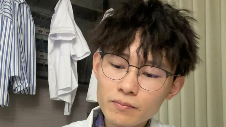 Cái lưng cong cuối cùng cũng gãy mất rồi…