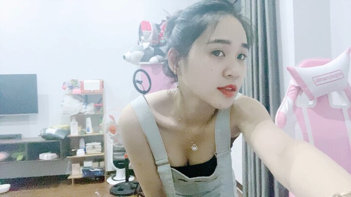 Hi