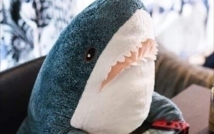 他只是想守护自己最爱的角色