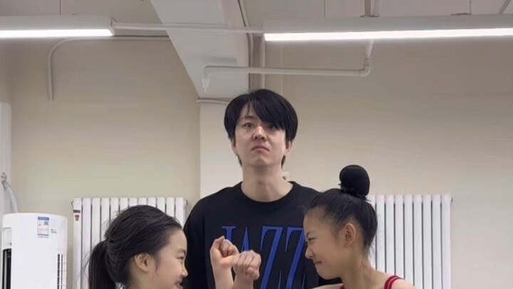 Sự linh hoạt so với kỹ thuật. #dancestudent #danceteacher #warm-heartedweiteacher #flexibilitytraini