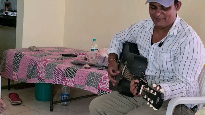 live singing with friends