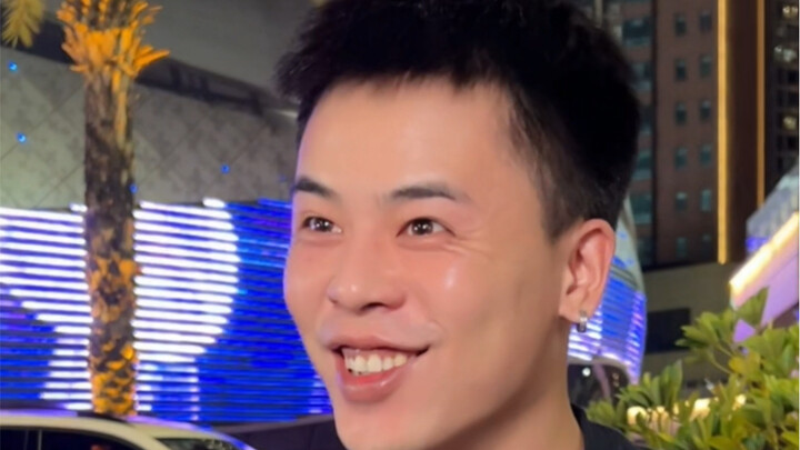 Meski sudah sampai batas bawah, tapi belum sampai garis batasku!