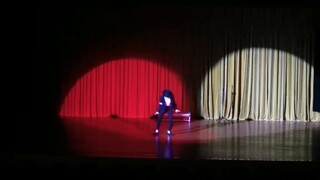 The principal was in tears instantly. Michael Jackson appeared at the graduation ball! The whole aud