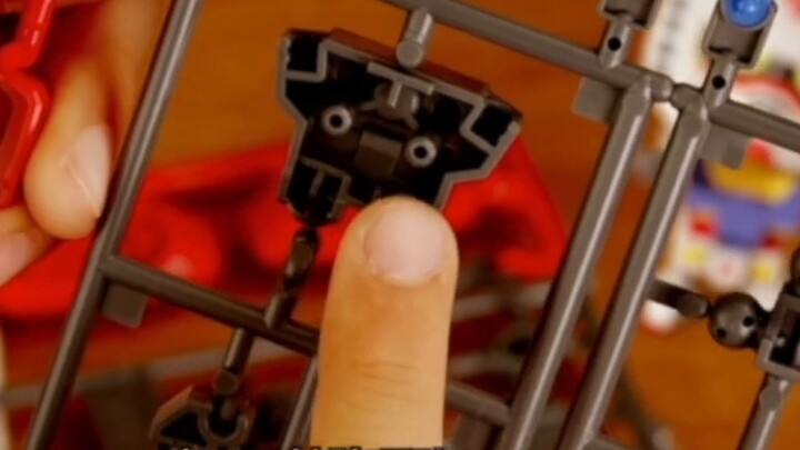 [Daging yang Dimasak] "Gunjunjun" Assembling Gunpla Episode 03: Gunakan Frasa yang Berlebihan