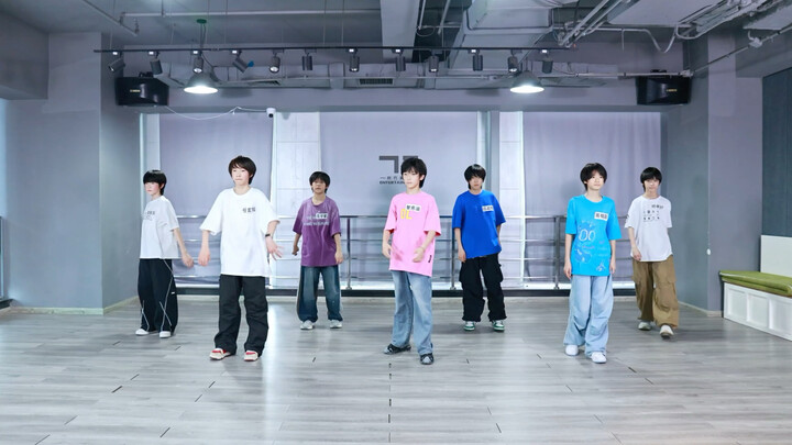 [TF Family Generation 5] “The 10,000-Hour Rule” – Trainee Dance Practice Diary (Chengdu Division)