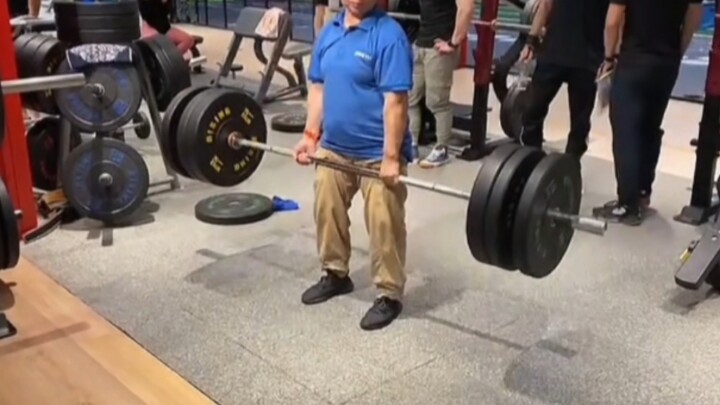 Người tập gym và người không tập gym đều im lặng 17.0 (Chuyên đề bà cô phòng gym)