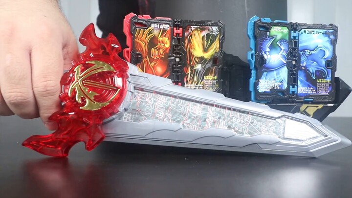 [Tuwan Unboxing] Apakah kamu yang menulis cerita Zero One dengan sangat buruk? Kamen Rider Holy Blad