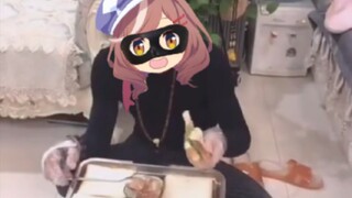 傻了吧唧：拍完段子不能浪费，往里加几块胡萝贝