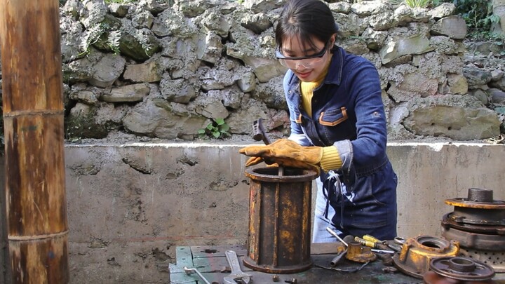 Memperbaiki pompa listrik limbah tiga fase yang dibawa oleh penggemar; pompa ini pernah dibongkar ol
