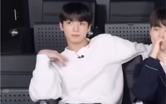 Vocal line… but also a bitch line💅