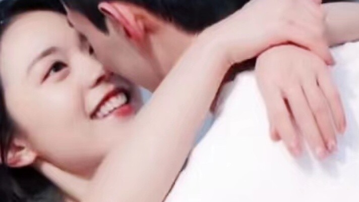 Please! Idol dramas should be about boys and girls falling in love!! The atmosphere is just as good 