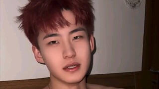 【حب قسري】بعد نصف عام من انفصالنا أثناء الدراسة في الخارج، فجأة تواصل معي حبيبي السابق الأصغر مني...