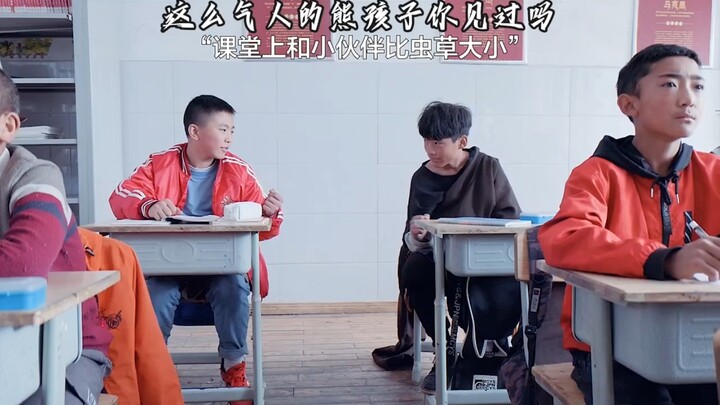 Pernah lihat anak nakal yang bikin sebal kayak gini? Sampai-sampai guru jadi kena “altitude sickness