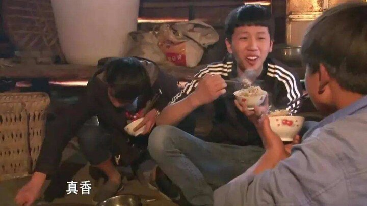 Những người chơi ngày xưa từng coi thường Đại loạn đấu, giờ đây: Quả nhiên là ngon thật đấy~ Nghỉ hư