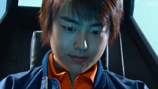 Terima kasih! Pahlawan Tokusatsu yang melindungi masa kecil kita! [Item Tahun Baru Fotografi Spesial