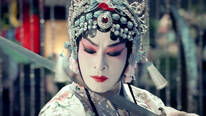 No wonder the screenwriter is called a genius! This "Three Lives, Three Worlds" is simply breathtaki