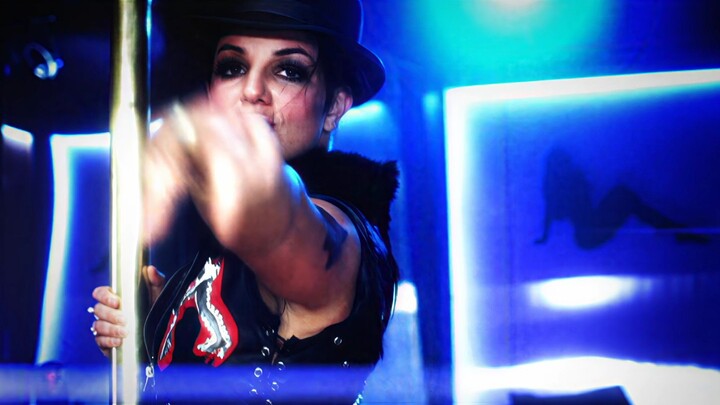 Britney gimme more