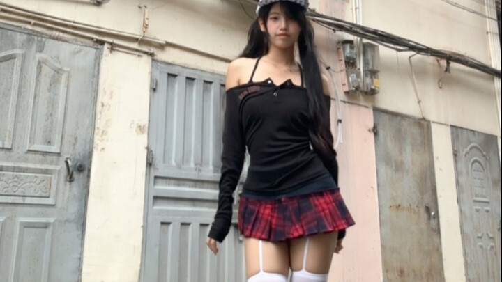 Setiap kali selesai syuting di lokasi luar dan pulang, aku selalu tampak berantakan begini…