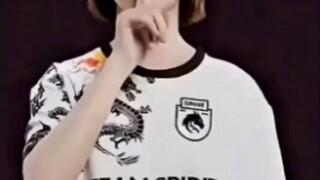 ثانية واحدة！！！！