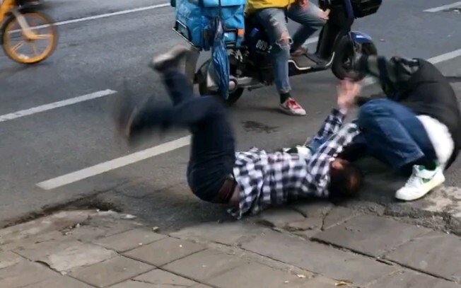 华 东 2 号 赛 区 摔 跤 大 赛