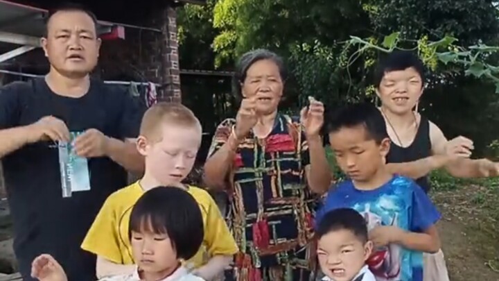 这一家人可以凑出一道生物大题了