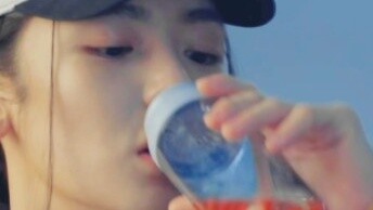 Soak wolfberry in a thermos cup, fight the most fiercely, and drink the most healthy tea