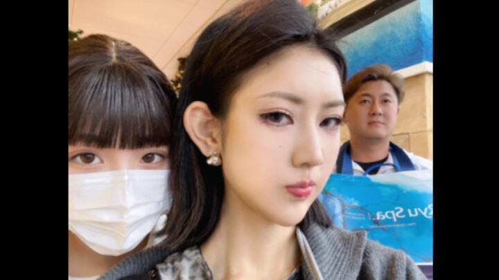 Study hard, and I'll buy you a car to collect scrap when you grow up!