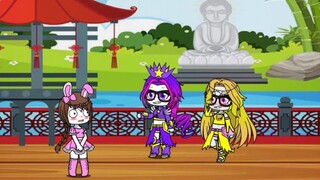 Bibi Dong dan Qian Renxue menolak untuk mendengarkan dan menarik monster bermata merah itu