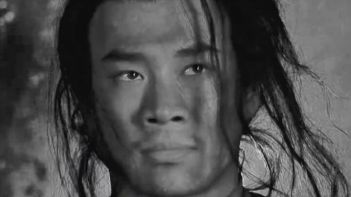 “Like a demon-slaying lord descending from the heavens, truly a netherworld deity of ill fortune!”