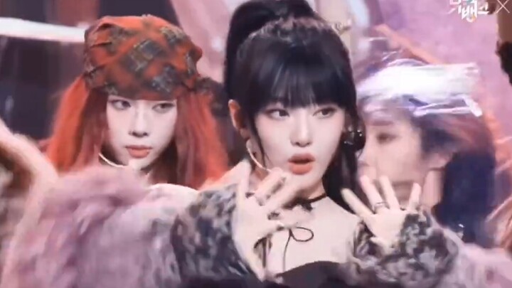 Tập thứ chín của Kpop Broadcast: Ning Yizhuo rất được yêu thích vì cô liên tục xuất hiện trong các h