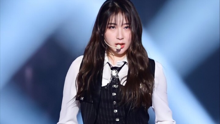 This is the real straight shot (ｰ̀εｰ́) The SBS Gayo Daejeon fiction collaboration stage (fake) strai