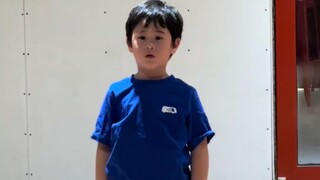 【Mario】Serious Mario finally managed to disrupt Ms. Lily's street shoot!