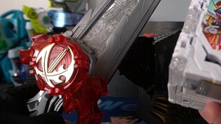 [รีวิวสกปรกและไม่เหมาะสม] อุปกรณ์แปลงร่างที่น่าจดจำที่สุดของ Team Knight Double Chef! Bandai กำลังเล