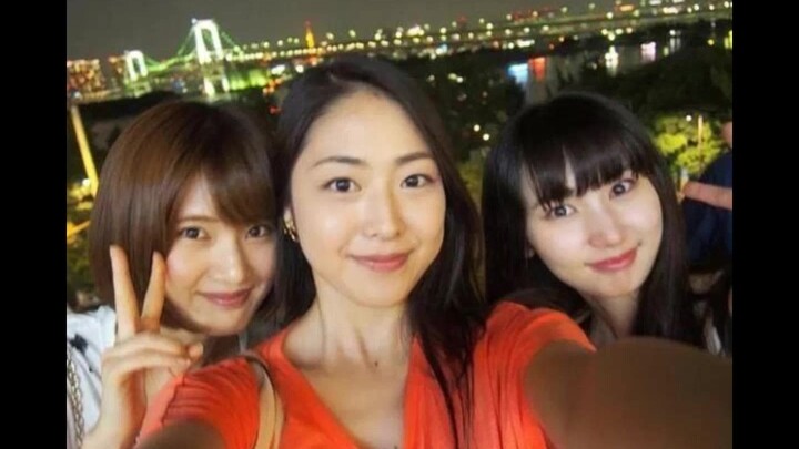 [Ultraman Orb] - Ảnh đời thường của nữ chính Naomi, càng nhìn cô gái ấy càng thấy trái đất tròn và c