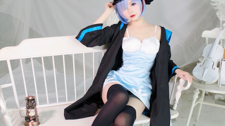 Did you lose this Rem? [Ice cream is a bit salty/Cosplay from zero]