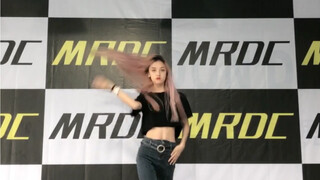 فيديو التنقيب الأثري، ولا أعرف من الذي سجل منظور الموت