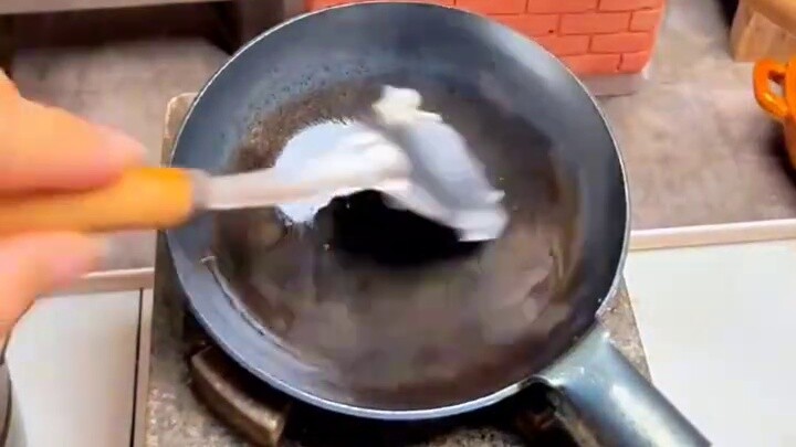 หลังจากเดินทางผ่านกาลเวลา ฉันได้พบกับผู้เป็นอมตะในตำนาน ผู้เป็นอมตะขอให้เขาบอกโชคลาภของเขา โชว หยวน 