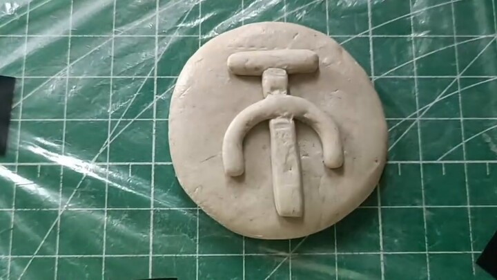 هل يمكنك أن تسمح لي بأن أصبح مشهورًا مرة واحدة وأقوم بسك عملات بيليبيلي؟