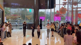 MAMAMOO is so popular! Happy dance Mamamoo anniversary special