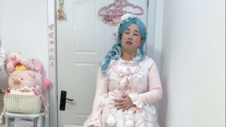 After wearing a lolita dress all day and getting home, this is how I look: