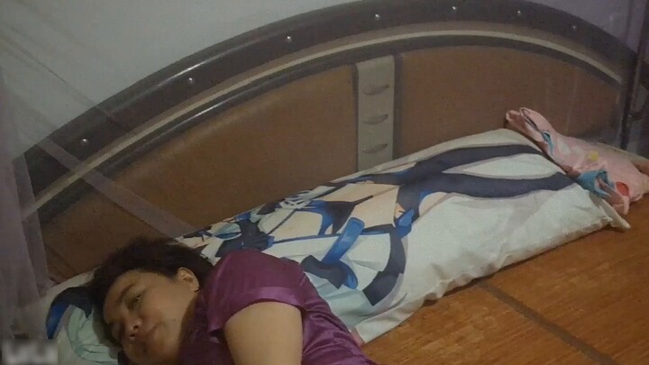 My Honkai Impact 3 pillow was used as a pillow by my elders when sleeping