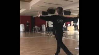 【徐彰彬】惊！JYP男团成员教你如何一支舞跳遍全公司的歌…｜