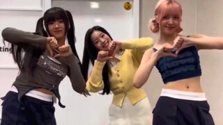 Video vũ đạo "Love Me Like This + SET ME FREE" của NMIXX x TWICE Kim Dahyun đã được phát hành!