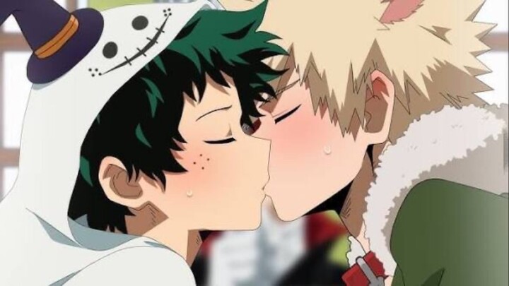 Deku kissing with bakugo before fk in bed🥵🍑