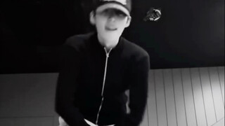 The Latest Challenge Craze—Like Jennie